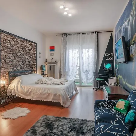 Art Guest house *