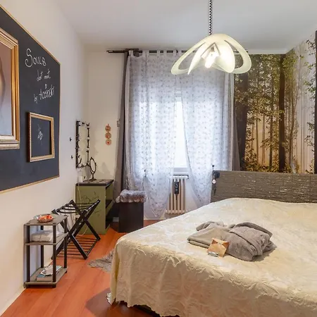 Art Guest house *